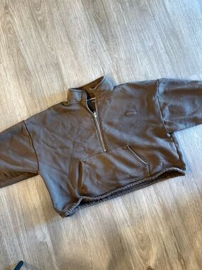 Set Active x Revolve Half-Zip Pullover Sweatshirt Large